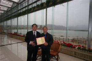 公司顾问——夏商周断代工程首席科学家、中国考古学泰斗、北京大学教授李伯谦